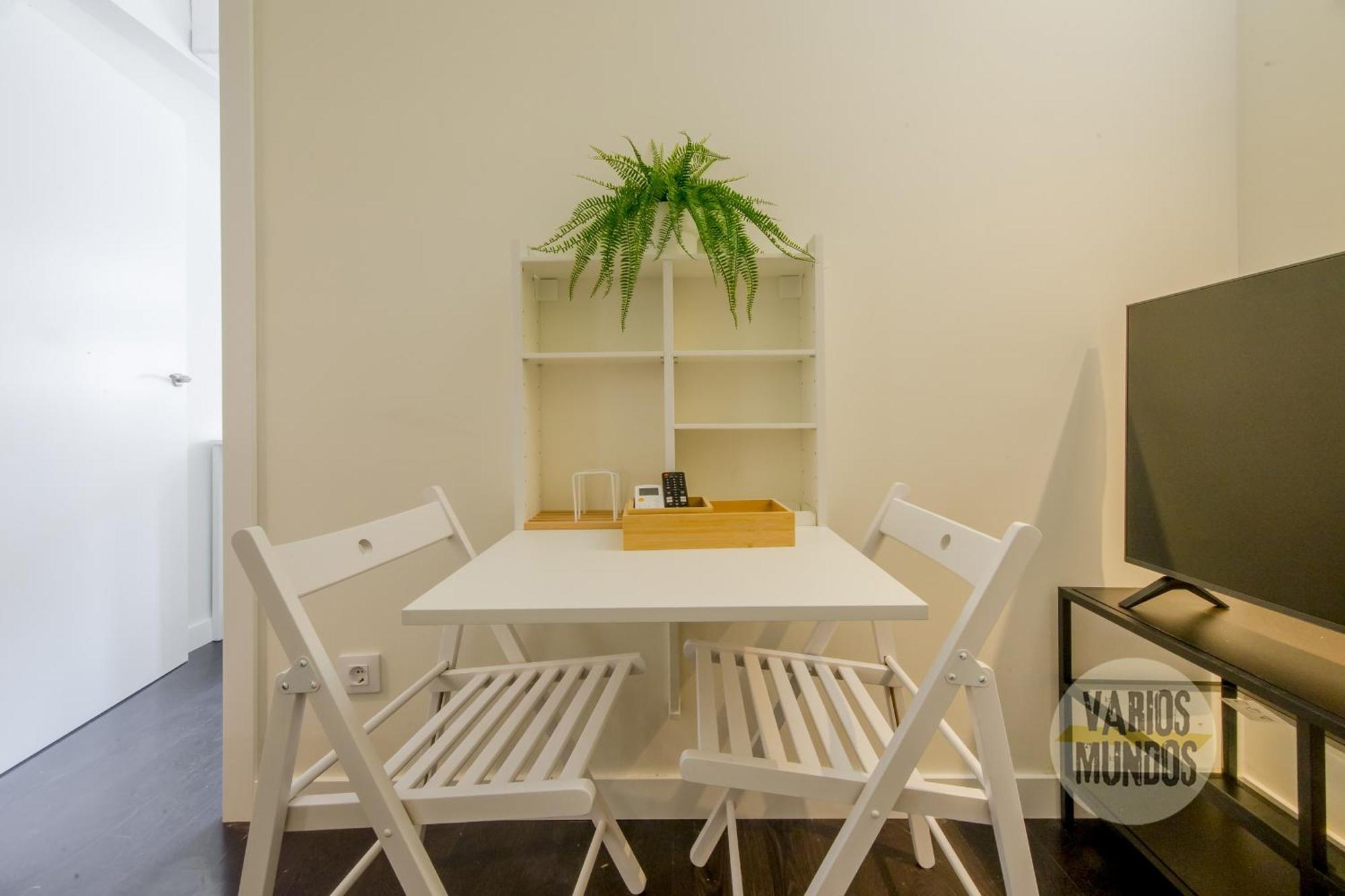 Confortable Apt Para 3 Pax A 1 Min De Gran Via Madrid Eksteriør bilde