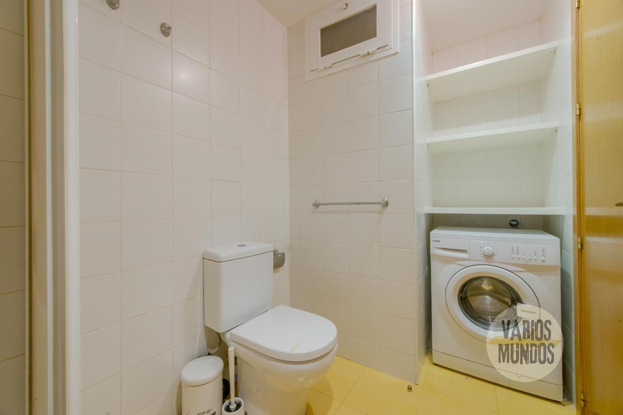 Confortable Apt Para 3 Pax A 1 Min De Gran Via Madrid Eksteriør bilde