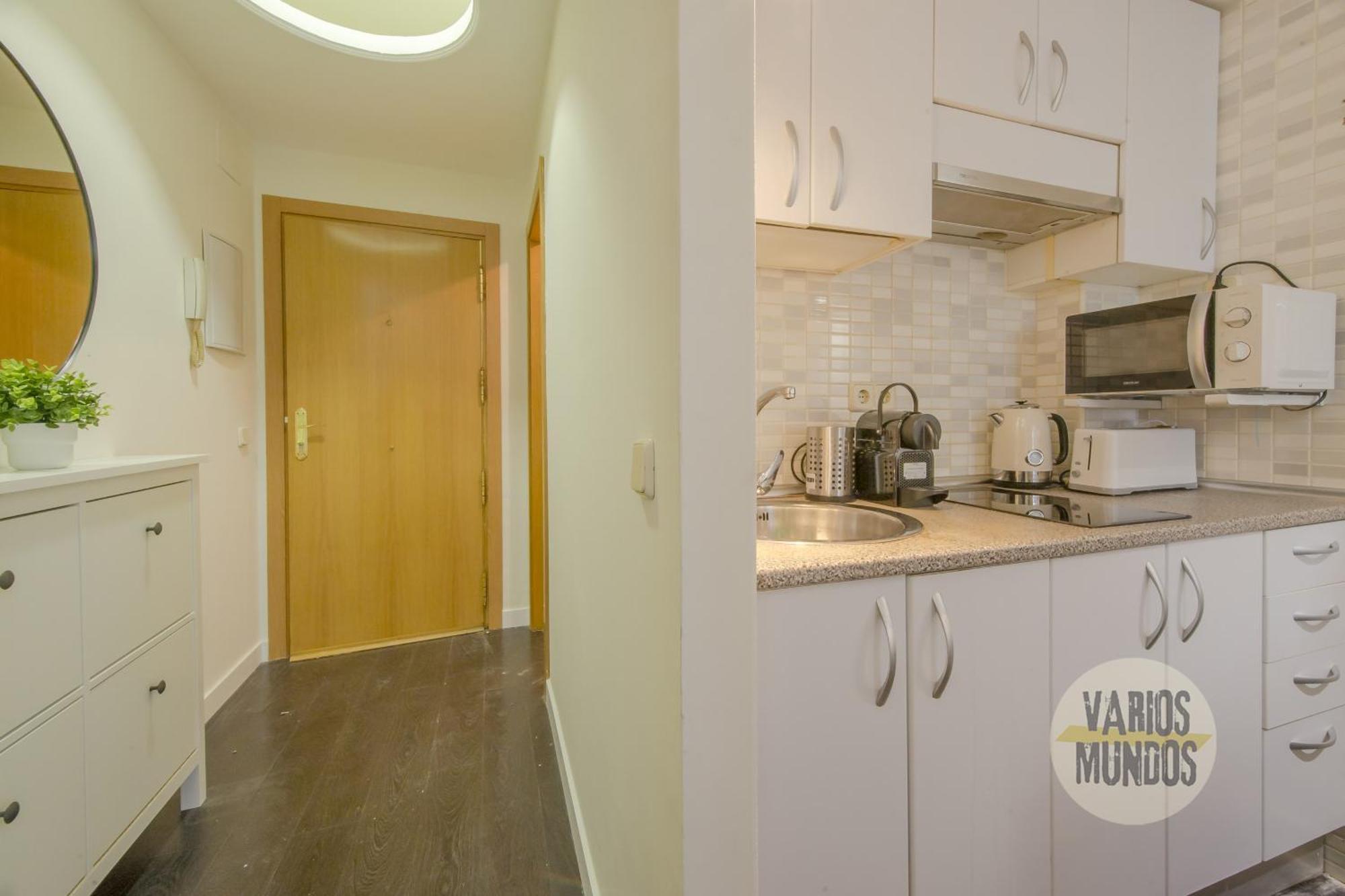 Confortable Apt Para 3 Pax A 1 Min De Gran Via Madrid Eksteriør bilde